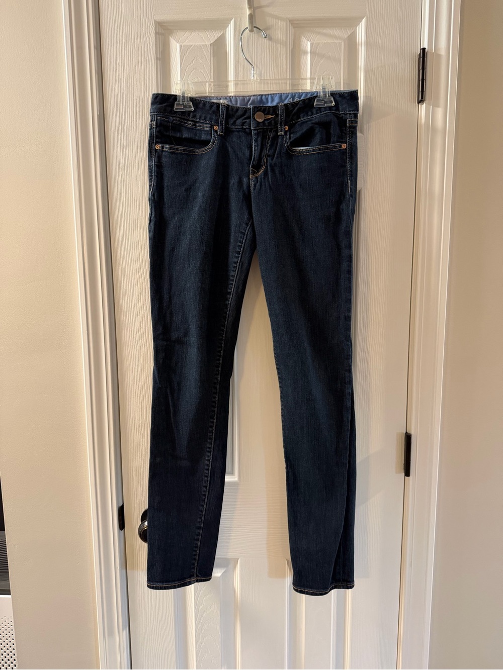 GAP Women's Navy Skinny Jeans
